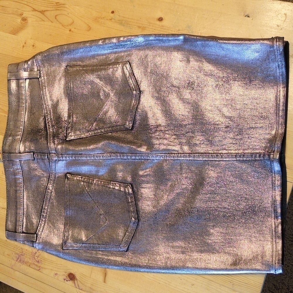 Upgrade Your Wardrobe with NWT Hudson Centerfold Skirt - The Ultimate Must-Have - Picture 7 of 14